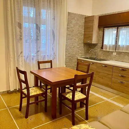 Saragozza Apartment